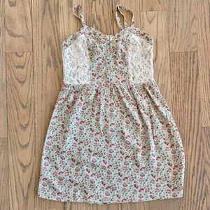 Stooshy Ditsy Floral Lace Accented Zipper Back Adjustable Strap Mini Dress Sz S
